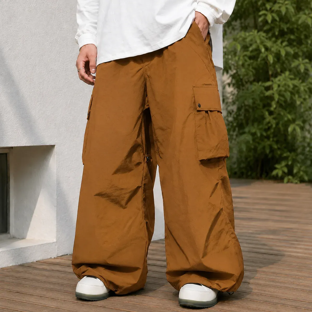 Leander Baggy Pants in Brown