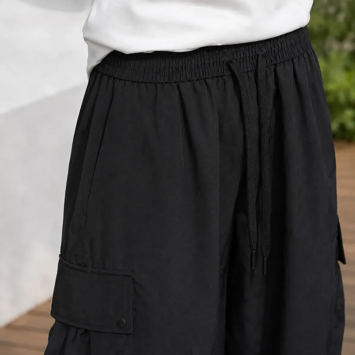 Leander Baggy Pants — detail
