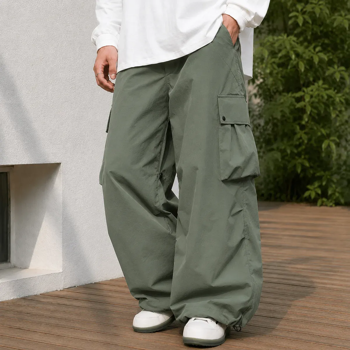Leander Baggy Pants in Green